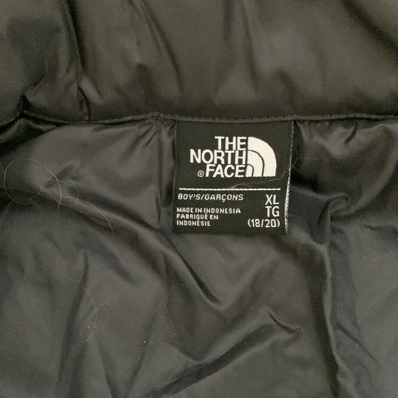 Neon Green Boys XL (18/20) North Face Jacket. NWT. - Picture 3 of 5